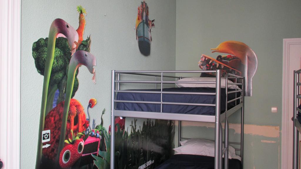 San Juan Hostel Мадрид Экстерьер фото